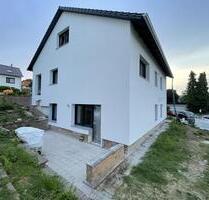 Moderne 2 Zimmer Wohnung in Baunatal Komfortabel & Naturnah!