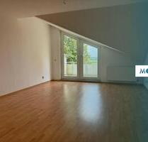 Familientraum: Helle 3-Zimmer-Wohnung mit Balkon! - Ronnenberg