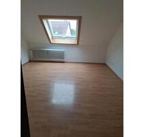 Dachgeschoss Wohnung - 580,00 EUR Kaltmiete, in Aiterhofen (PLZ: 94330)