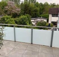 Bad Kreuznach-WEST: moderne, helle, großzügige 3-Zimmerwohnung, mit Balkon und Blick ins Grüne