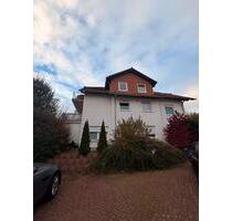 Gemütliche Dachgeschosswohnung mit Balkon und schönem Ausblick - Gudensberg