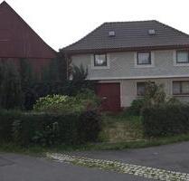 3 Seiten Bauernhof - 90.000,00 EUR Kaufpreis, ca.  470,00 m² in Remptendorf (PLZ: 07368)