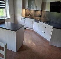 4 Zimmer-Wohnung in Sonneberg - 800,00 EUR Kaltmiete, ca.  130,00 m² in Rödental (PLZ: 96472)