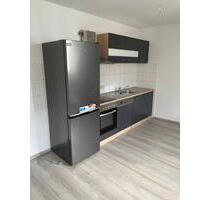 Superschöne 2 Zimmer-DG-Wohnung mit EBK, Stadtmitte - Bad Lobenstein