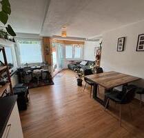 Helle moderne 2-Zimmerwohnung, süden, Balkon, ruhig, EBK, TG - Isny im Allgäu