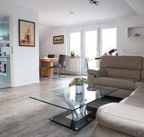 Schöne helle Dachgeschosswohnung in Oberstenfeld (Provisionsfrei)