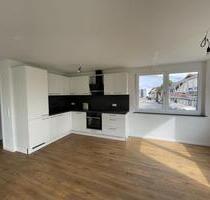 115 m² Wohnung Ilsfeld: Süd-Balkon, Bad + Gäste-WC, HWR, FBH,EBK