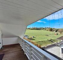 **Möblierte Single-Dachgeschosswohnung mit Balkon, Nähe Prüm**