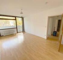Schöne, helle 2 Zi-Wohnung mit großem Balkon, TG und EBK, in ruhiger Lage von München - Obergiesing