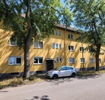 Großzügig geschnittene 2 Zimmer zum sofortigen Einzug - Duisburg Hamborn