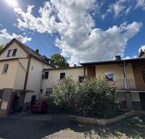 Mehrfamilienhaus mit 4 Wohneinheiten in Aßlar direkt und zentral