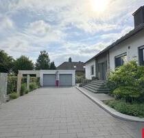 Sonne küsst Terrasse - 1.500,00 EUR Kaltmiete, ca.  140,00 m² in Paderborn (PLZ: 33106) Elsen