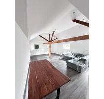 Möblierte 3-Zimmer-Wohnung - 1.800,00 EUR Kaltmiete, ca.  180,00 m² in Göppingen (PLZ: 73037) Bruckwasen