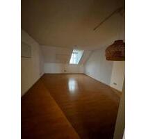 Dachgeschosswohnung am historischen Soutyhof zu vermieten - Saarlouis
