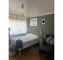 WG Zimmer Frauen!! - 430,00 EUR Kaltmiete, ca.  57,00 m² in Köln (PLZ: 51105) Kalk