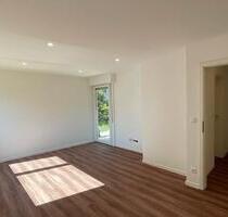 Hochwertige EG- Wohnung mit Terasse,Stellplatz & Einbauküche - Ludwigsburg Eglosheim