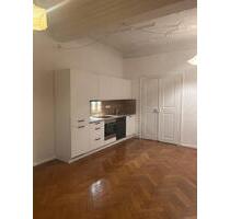 Charmante Altbauwohnung im Herzen Bayreuths (Sophienstraße)