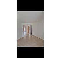 4.5 zimmer wohnung 850€ erdgeschoss balkon gäste wc stellplatz - Burladingen