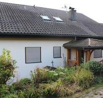 Einfamilienhaus mit Einliegerwohnung in ruhiger Lage – Wimsheim