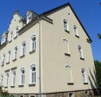 Neuer Laminatboden in Dielenoptik! 2-Zimmer-Dachwohnung mit Essküche und Badewanne * Garten nutzbar - Geringswalde