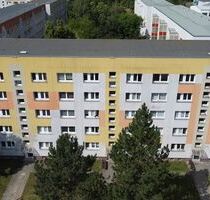 Wohlfühlgarantie auf 106,94 m² einschl. neuem Balkon - Borna