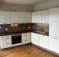 Spreeblick inklusive: Helle 3-Zimmer-Wohnung mit Terrasse, Garten & Einbauküche - Berlin Treptow-Köpenick