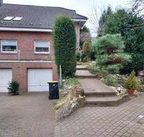 Familienfreundliches Reiheneckhaus in Gütersloh-Nordhorn