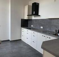 Schöne, helle 4-Zimmer-Wohnung im 4-Familienhaus, mit Einbauküche - Düren Mariaweiler-Hoven