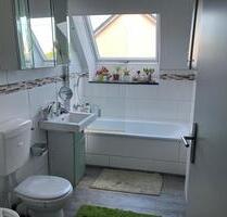 3 ZKB im gepflegten 3FH im Bockfeld, citynah und ruhig teilmöbl. - Hildesheim Himmelsthür