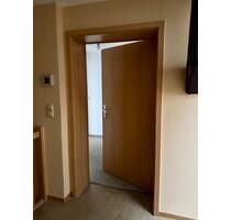 Ruhige 1 12-Raum-Whg. zu vermieten, zentrale Lage, PP optional - Malchow