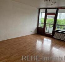 Bezugsfreie 3-Zimmer-Wohnung mit Loggia in zentraler Lage in 47198 DU-Hochheide - Duisburg Essenberg