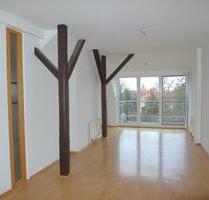 Gemütliche Dachwohnung mit Balkon & kl. Dachterrasse, sep. Küche und Badewanne - Kamenz