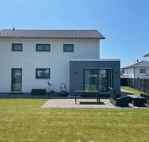 Provisionsfrei KFW 45 Einfamilienhaus mit PV Anlage - Niedenstein