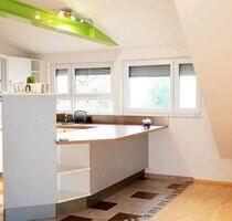 Helle 3,5 Zi. Dachgeschosswohnung 950 € (Kaltm.) in Dauchingen