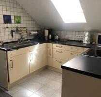 2-Raum Wohnung in Friedrichroda Top-Lage teilmöbliert