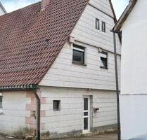 Renovierungsbedürftiges Haus - 156.000,00 EUR Kaufpreis, ca.  140,00 m² in Friolzheim (PLZ: 71292)