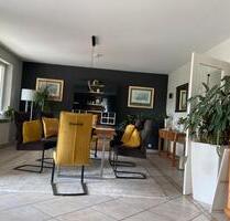 Bungalow mit Einliegerwohnung - 725.000,00 EUR Kaufpreis, ca.  280,00 m² in Einhausen (PLZ: 64683)