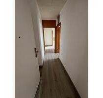 Helle 2-Zimmer-Dachgeschosswohnung in Solingen-Höhscheid