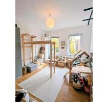 Anfragestopp: Schöne 4-Zimmer-Wohnung mit Balkon +opt. Stellplatz - Kiel Schreventeich