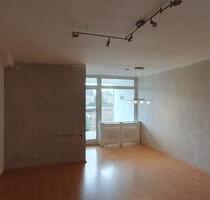 Helle 2-Zimmer-Wohnung mit Balkon in Düren-Gürzenich