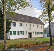Große 4-Zimmer-Wohnung in Moers Meerbeck frei! - Duisburg Hochheide