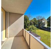 XXL-Balkon zum Verlieben - 429,00 EUR Kaltmiete, ca.  61,25 m² in Freiberg (PLZ: 09599)