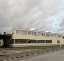 Büro Verwaltung mit Vesteblick und Parkplätzen - Coburg