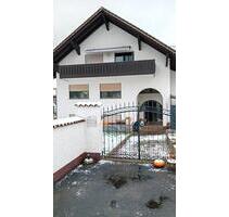 Wohnung zu vermieten - 800,00 EUR Kaltmiete, ca.  150,00 m² in Mücke (PLZ: 35325)