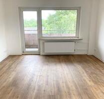 Modernisierte 3-Zimmerwohnung zur Miete in Wedel - Wentzel Dr.