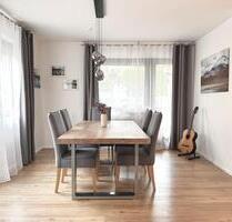 Große, helle Wohnung mit Garage, 3 Balkone und 2 Kellerräume - Reichenbach an der Fils