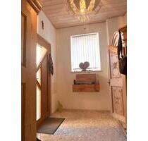 Charmantes Haus zu verkaufen - 395.000,00 EUR Kaufpreis, ca.  145,00 m² in Essing (PLZ: 93343)