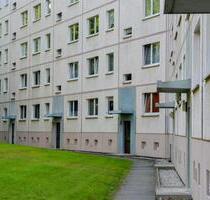 Große 3-Raum-Wohnung - 400,00 EUR Kaltmiete, ca.  70,39 m² in Reichenbach im Vogtland (PLZ: 08468)