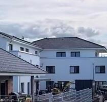 4 Raum Wohnung zu vermieten - 810,00 EUR Kaltmiete, ca.  101,00 m² in Heringen/Helme (PLZ: 99765)