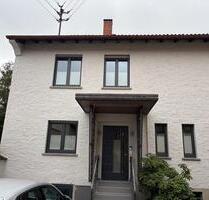 Einfamilienhaus - 1.800,00 EUR Kaltmiete, ca.  115,00 m² in Florstadt (PLZ: 61197)